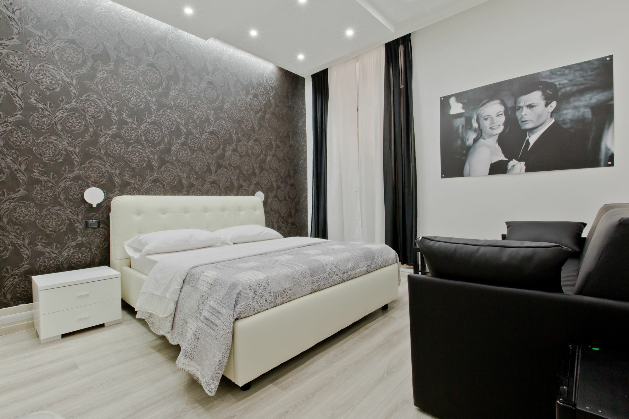 לינה וארוחת בוקר New Rome House 2 מראה חיצוני תמונה