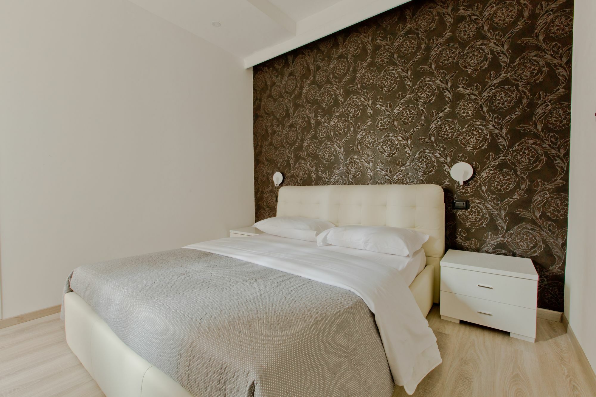 לינה וארוחת בוקר New Rome House 2 מראה חיצוני תמונה